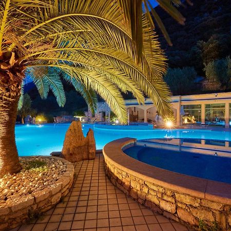 Hotel San Carlo Мальчезине Экстерьер фото